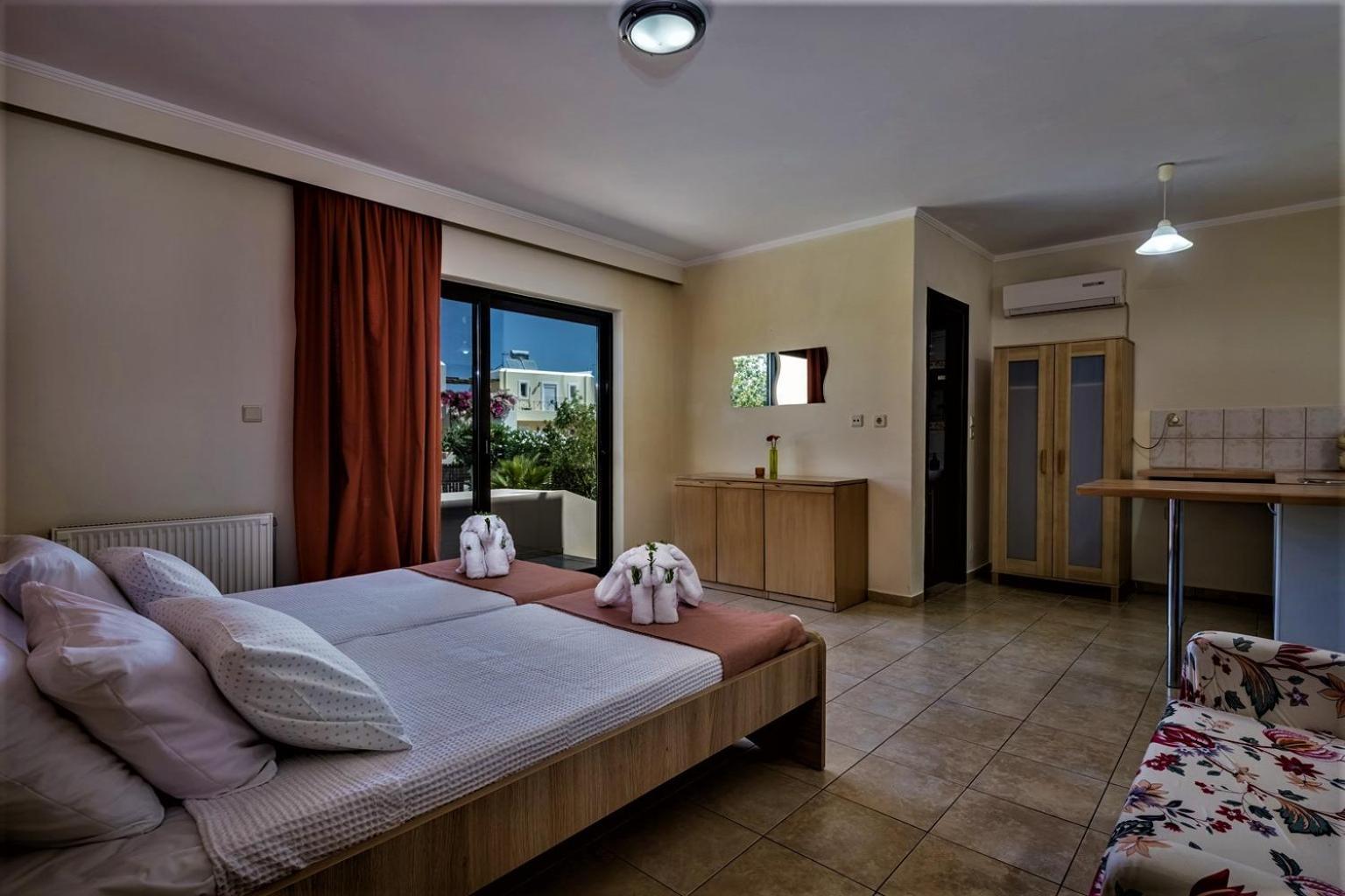 Xenos Villa 2 With A Private Pool,Near The Sea Tigaki Extérieur photo